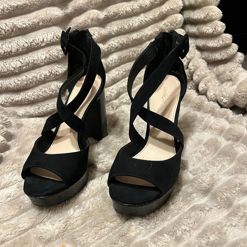 Limelight Black Crisscross Platform Heel Sandals - Women